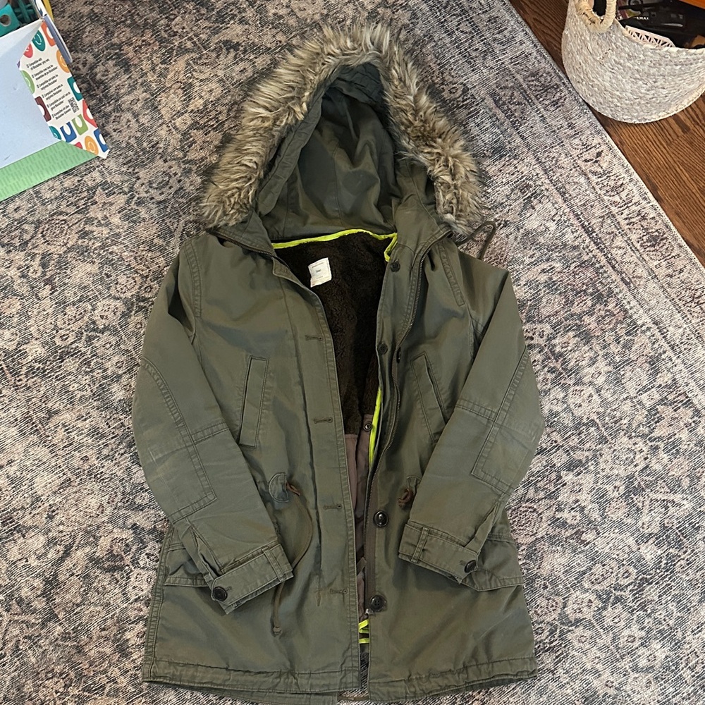 Woman’s Green Parka Coat with Faux Fur Hood